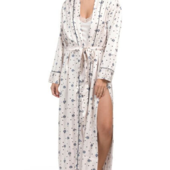 NEW FREE PEOPLE PAJAMA PARTY SATIN ROBE SMALL